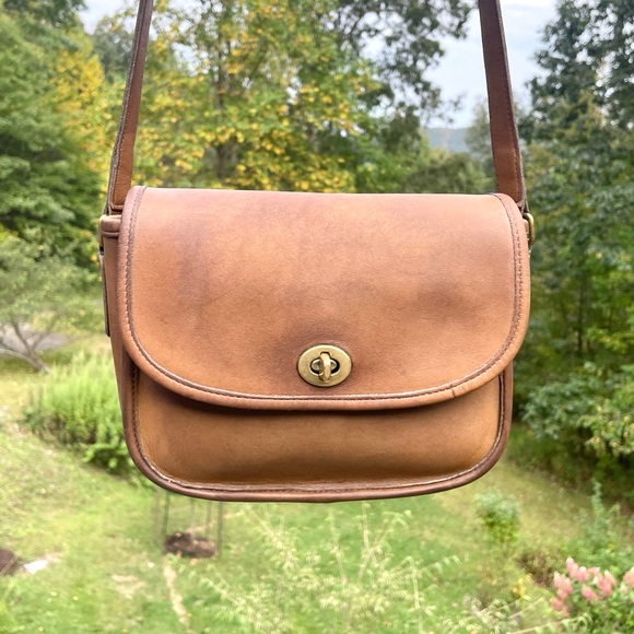RARE Coach Collegiate 9815 Tan Leather Turnlock Flap VTG 80s Shoulder Bag *READ* - Picture 1 of 16